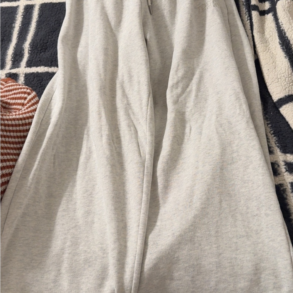 PINK VICTORIA SECRET WIDE LEG GLITTER SWEATS